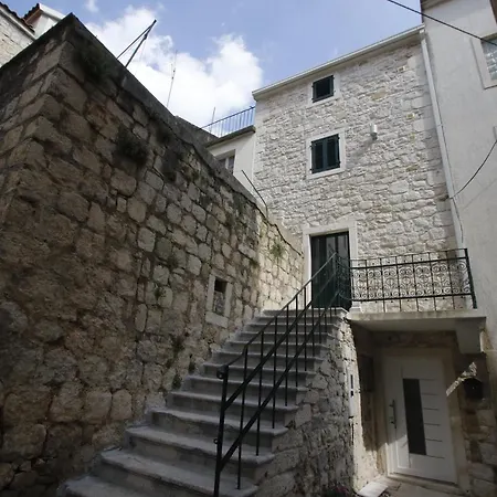 Old Town Brigita דירה *